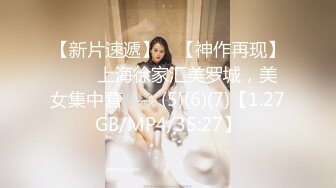  扎着两个小辫子00后嫩妹侧着舔舒服，逼逼无毛舔屌硬了骑上来自己动