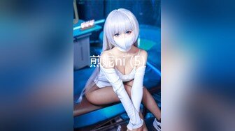 【新片速遞】 街头霸凌⭐小美女大街上被一群男女混混扒光衣服用手机拍逼⭐还嘲笑她逼里面白带好多