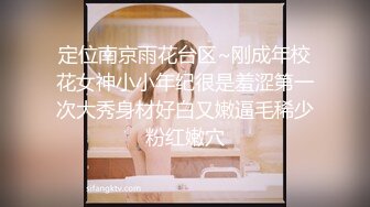 颜值超靓的美女裸拍奉献身材一级棒